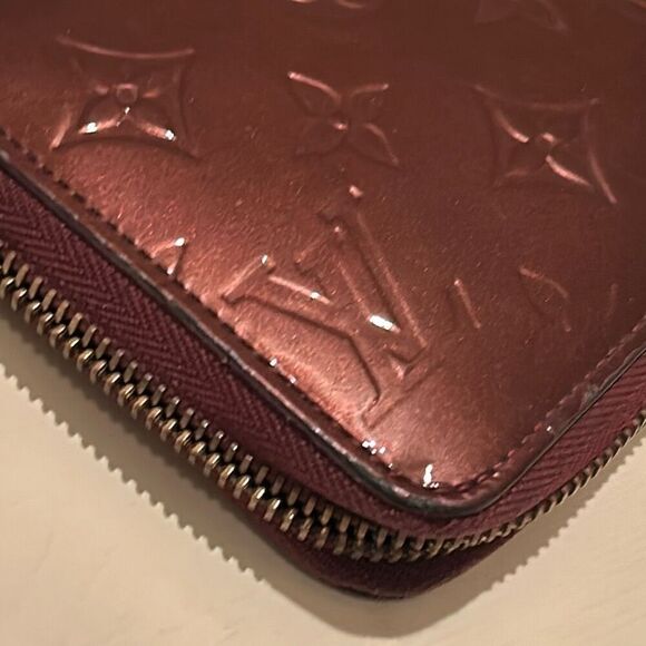 Louis Vuitton Vernis Zip Around Long Wallet Merlot Shiny Dark Red Logo Print LV - Picture 14 of 16